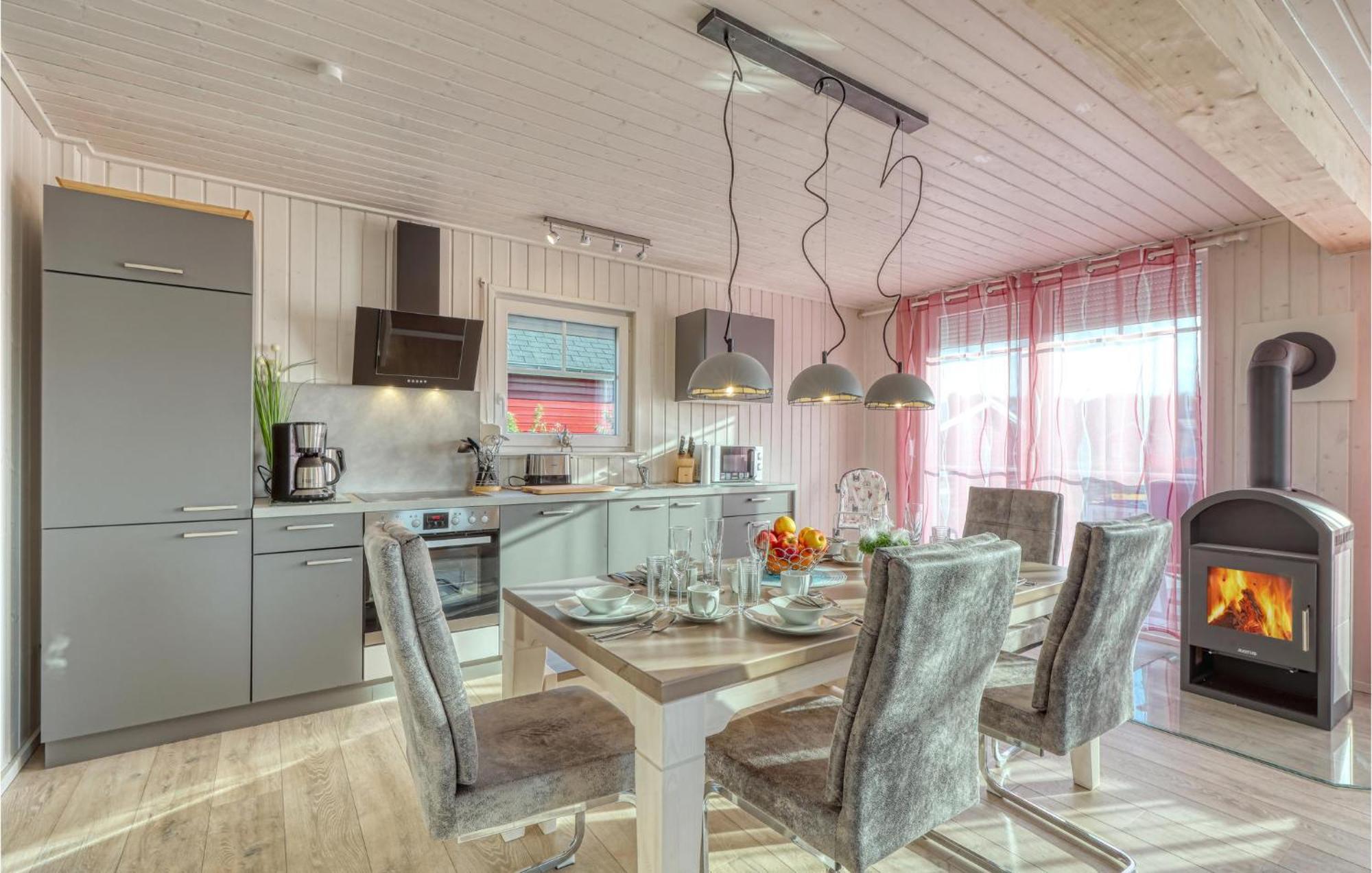2 Bedroom Nice Home In Zerpenschleuse Exteriér fotografie